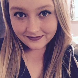 Meet your Posher, Karly